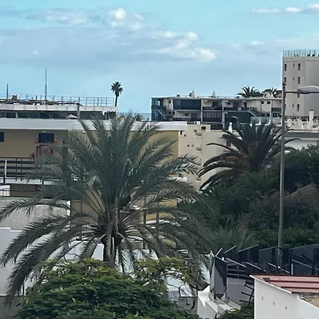 Coastal 5 Min From Pool & Quiet Complex *