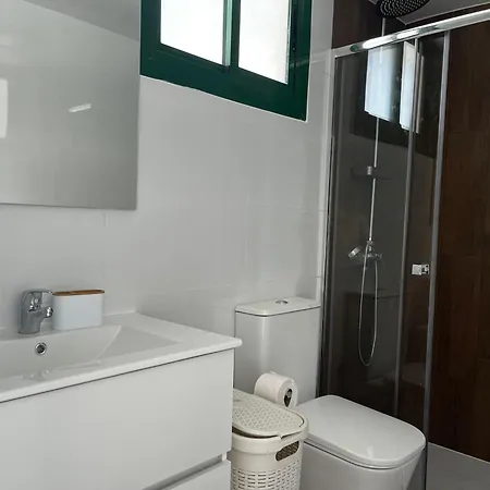 Coastal 5 Min From Pool & Quiet Complex Lejlighed